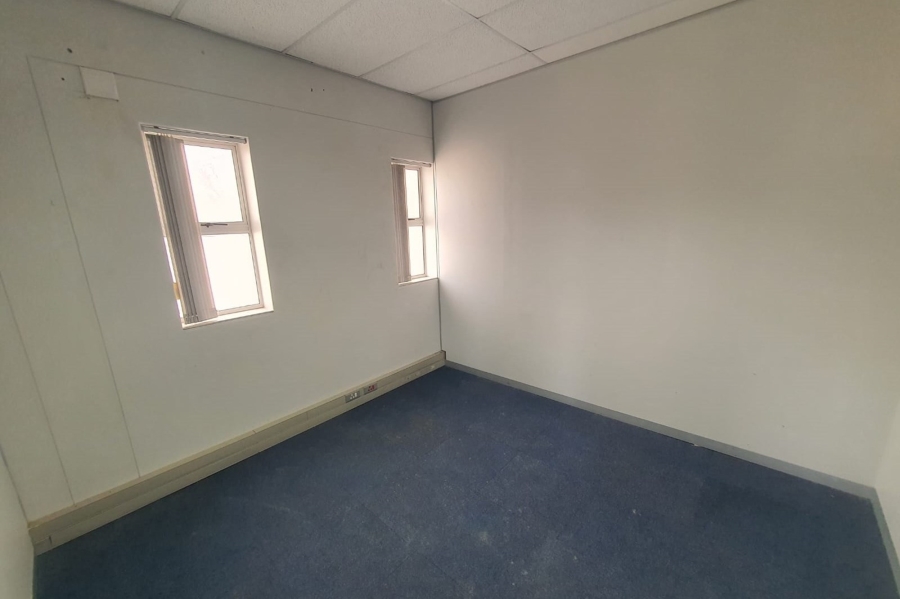 To Let commercial Property for Rent in Walmer Eastern Cape